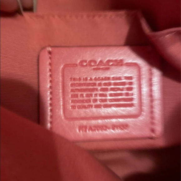 Coach - Picture 3 of 7